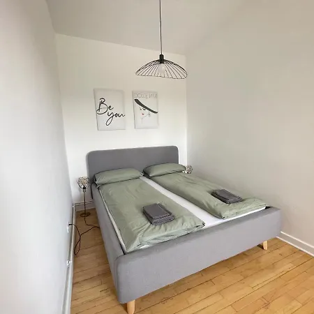 65Qm - City - Popular Street - Limmerstrasse - Mallibase Apartments Hannover Exterior photo