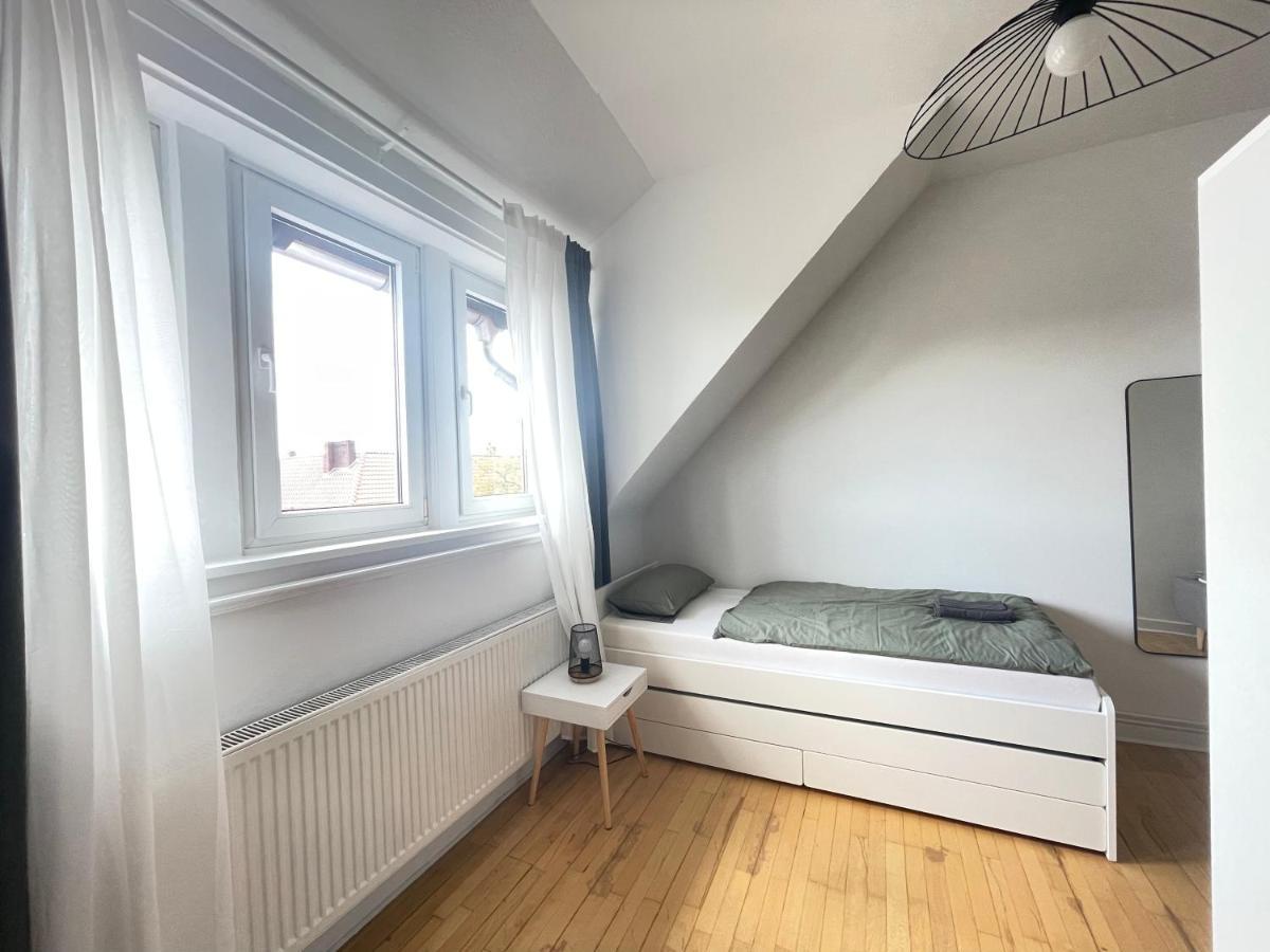 Apartment 65qm - - Popular Street - Limmerstrasse - Mallibase Hannover