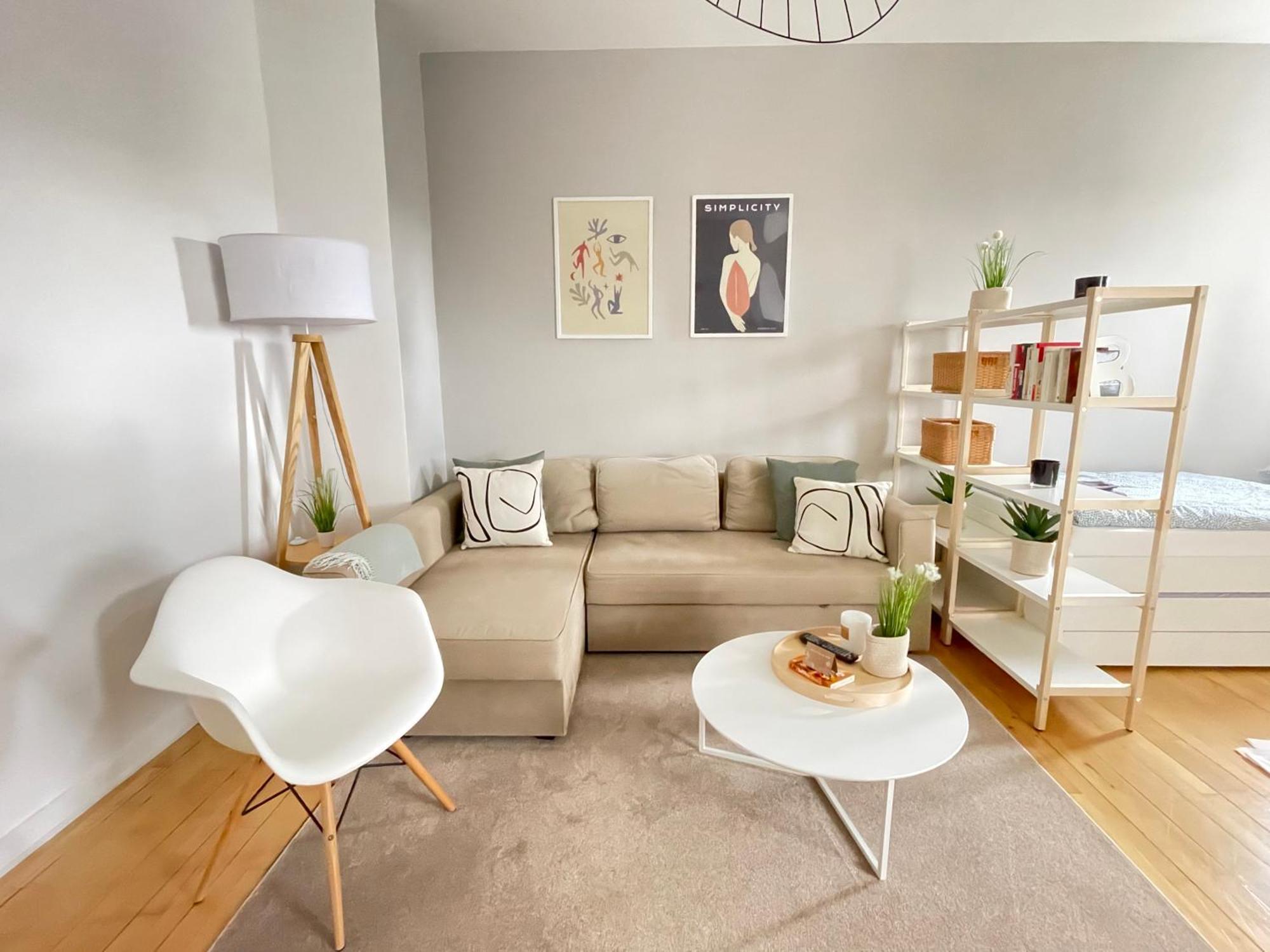 65qm - - Popular Street - Limmerstrasse - Mallibase Apartment Hannover